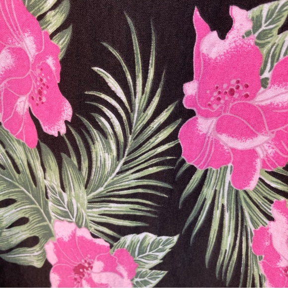 *altered* PUG 3X Floral Wiggle Dress - Picture 9 of 13